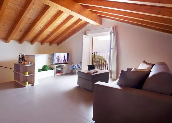 Sala Comacina No 2 With Pool And By Italian * Isola Comacina