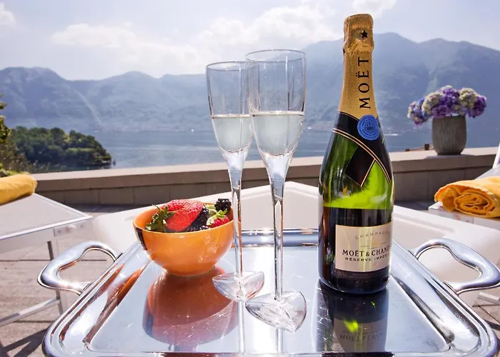 Sala Comacina No 2 With Pool And By Italian Apartment