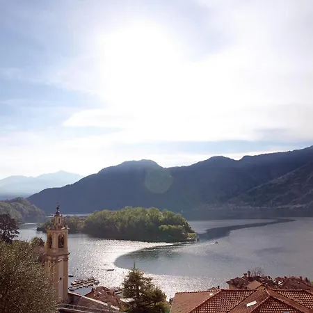 Sala Comacina No 2 With Pool And By Italian Isola Comacina